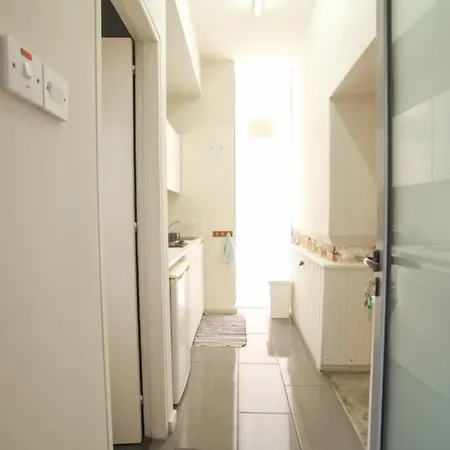 Apartman St. Lazaros *