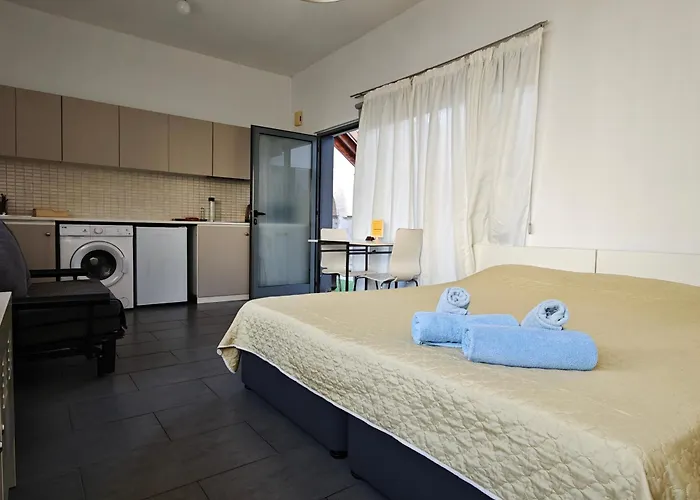 St. Lazaros * לרנקה